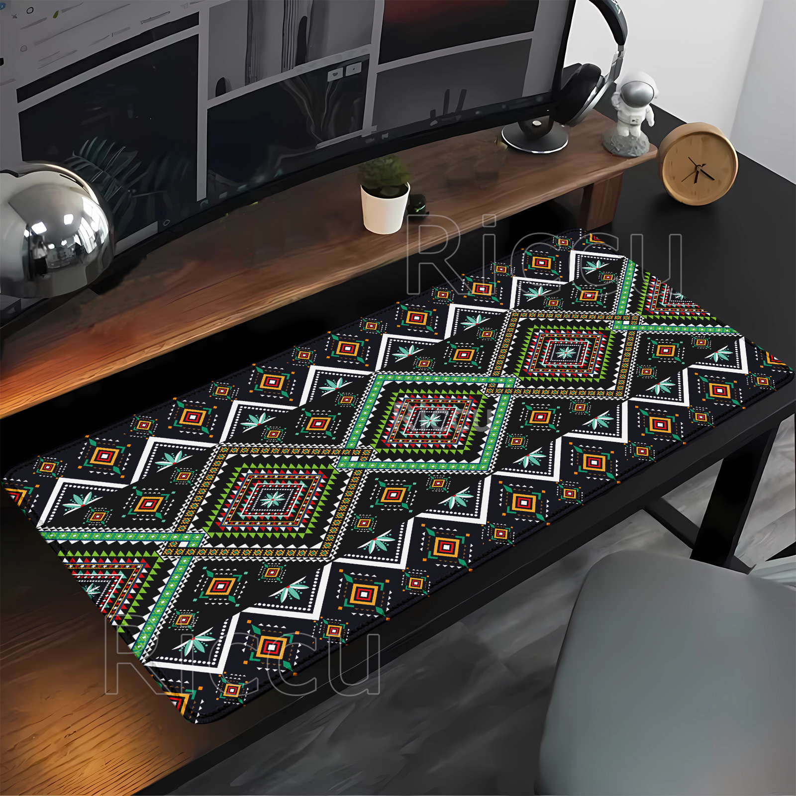 Retro Gaming Rug - Persian Mysterious Retro pattern Mouse Pad
