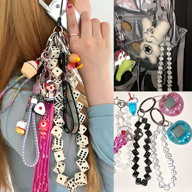 Retro Gaming Keychain - Korean Charm Dice Keychain Kawaii Harajuku