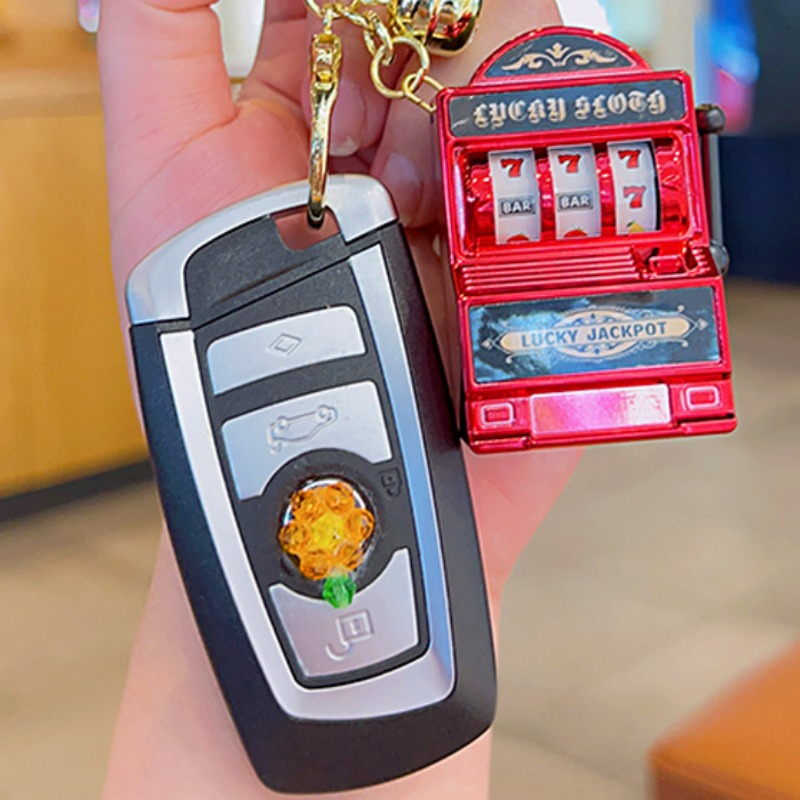 Fun Metal Fruit Rocking Music  - Retro Gaming Keychain recensione e prezzo