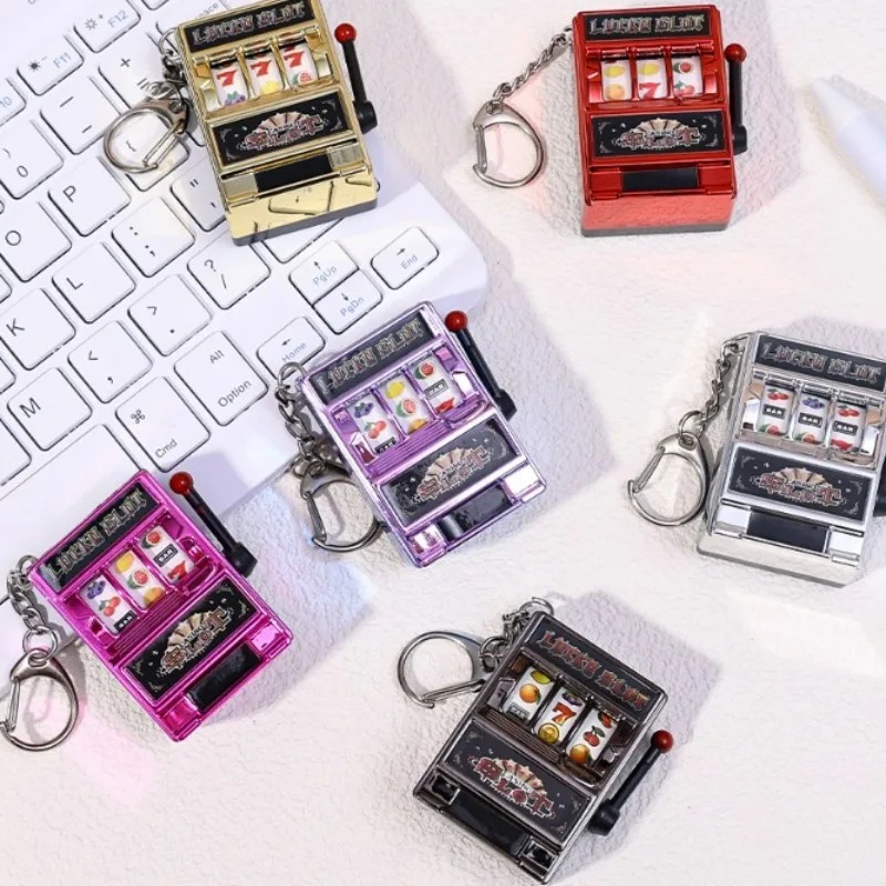 Fun Metal Fruit Rocking Music  - Retro Gaming Keychain recensione e prezzo