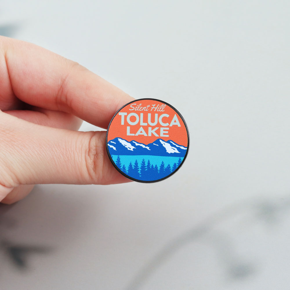 Silent Hill Toluca Lake Enamel - Retro Gaming Fun recensione e prezzo