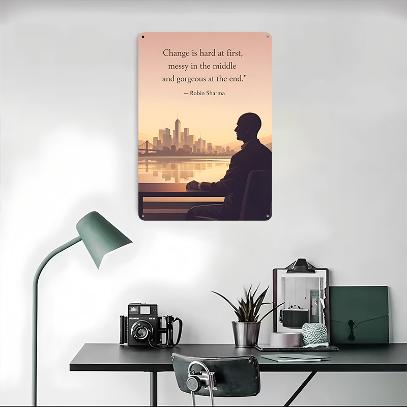 Man Looking At City Skyline At - Retro Gaming At recensione e prezzo